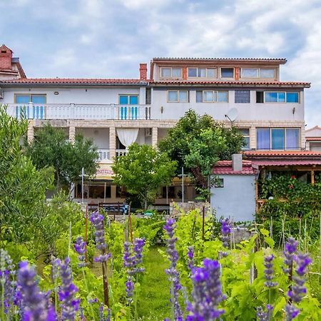 Apartments Zeljka Mundanije Ngoại thất bức ảnh